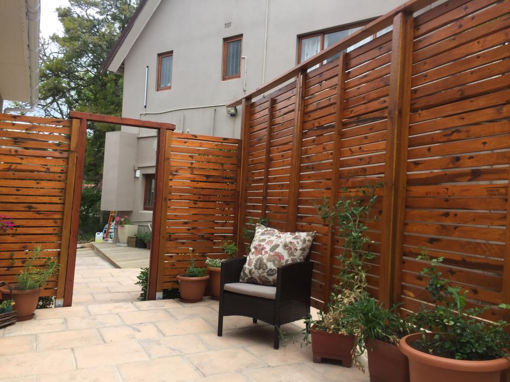 Rozenhof Guest Cottages Джордж Екстериор снимка