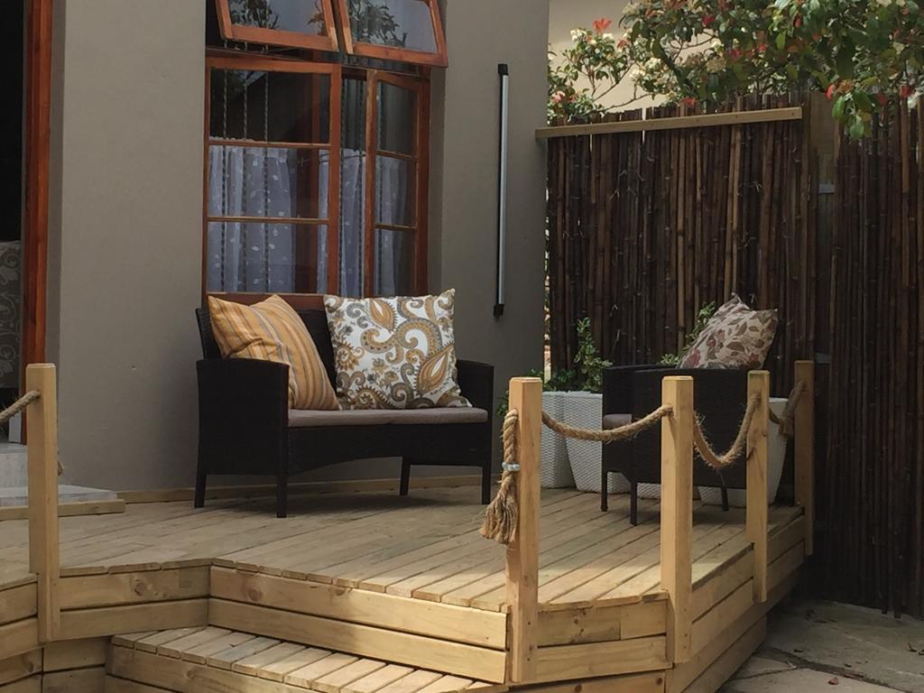 Rozenhof Guest Cottages Джордж Екстериор снимка
